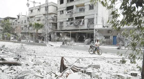 Li Deraayê bêdengî serwere