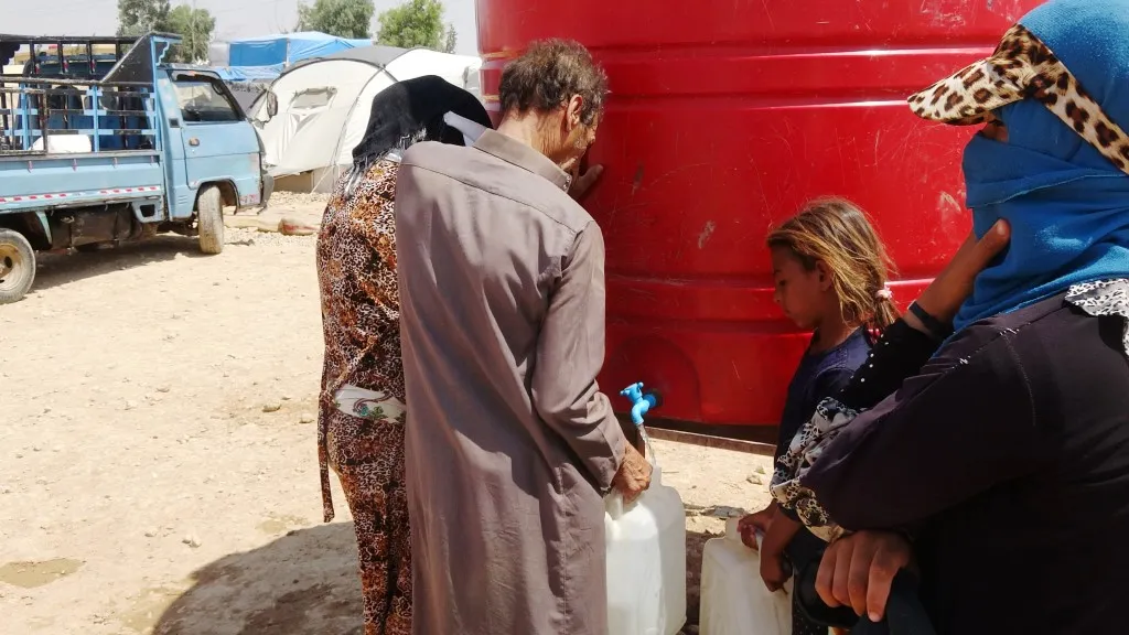 Pirsgirêka avê li kampa Eyn Îsa ber bi çareseriyê ve diçe