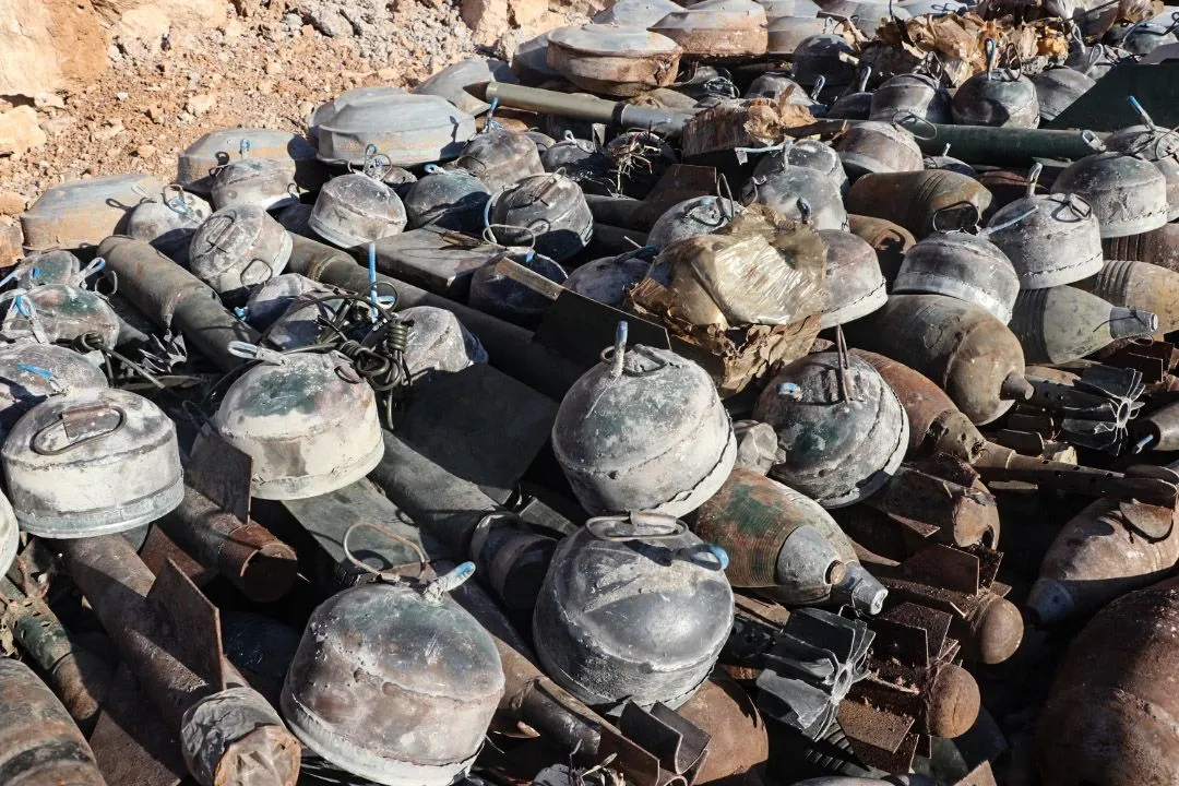 Li Reqayê zêdeyî 300 mayn hatin bê bandorkirin