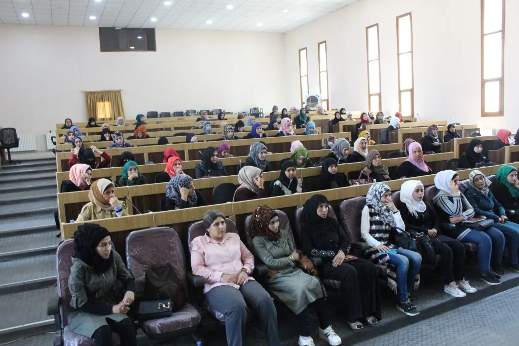 Ji momosteyê jin re semînera  Jin