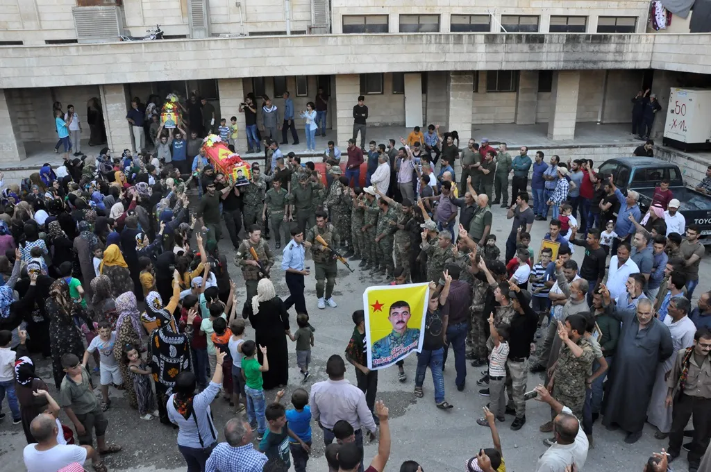 Li Serêkaniyê du şehîdên YPG‘ê hatin oxirkirin û nasnameya Gerîlayeke YJA. Star hate ragihandin