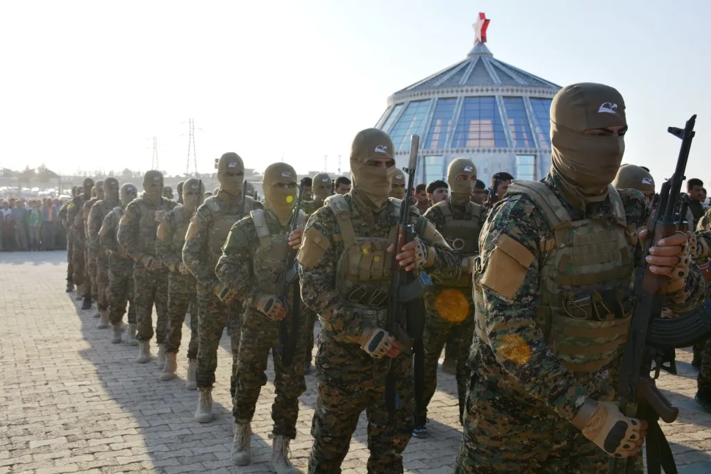 Şêniyên Kobanê cenazeyên 2 şehîdan spartin axê