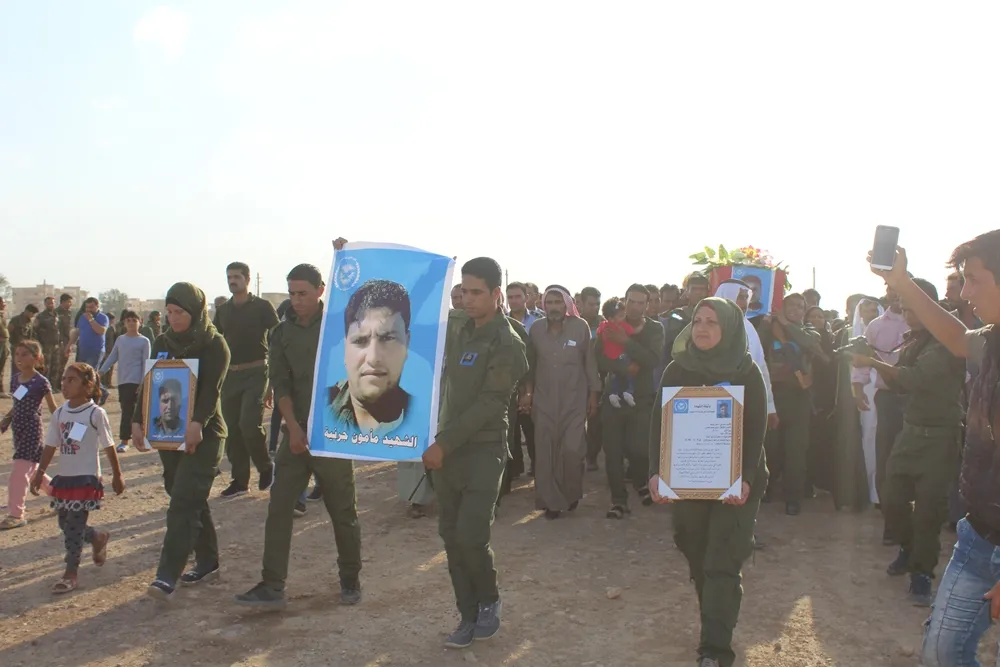 Şêniyên Tebqayê şehîd Mamûn oxir kirin