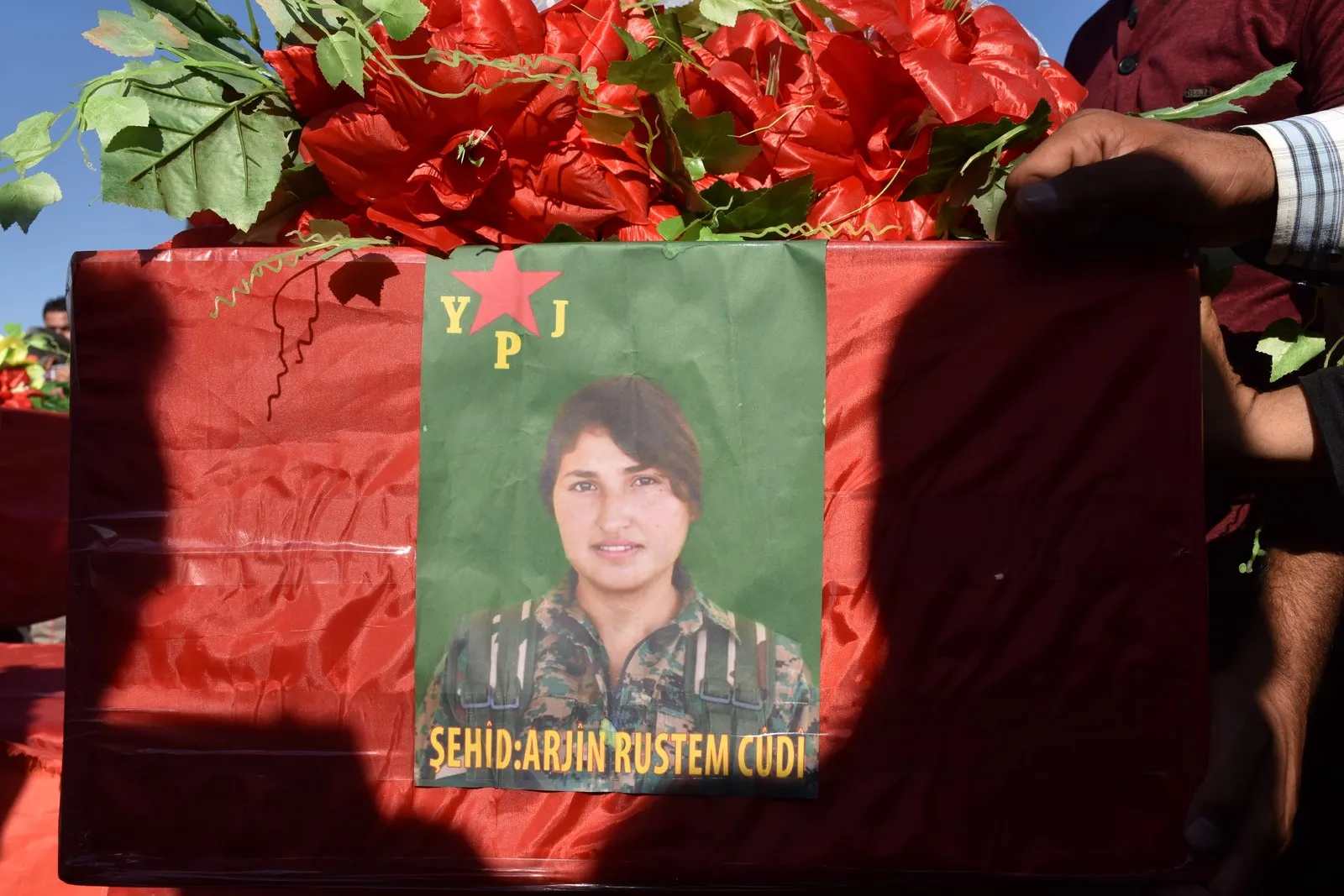 Merasîma 5 şehîdên Berxwedaniya Serdemê spartin axê