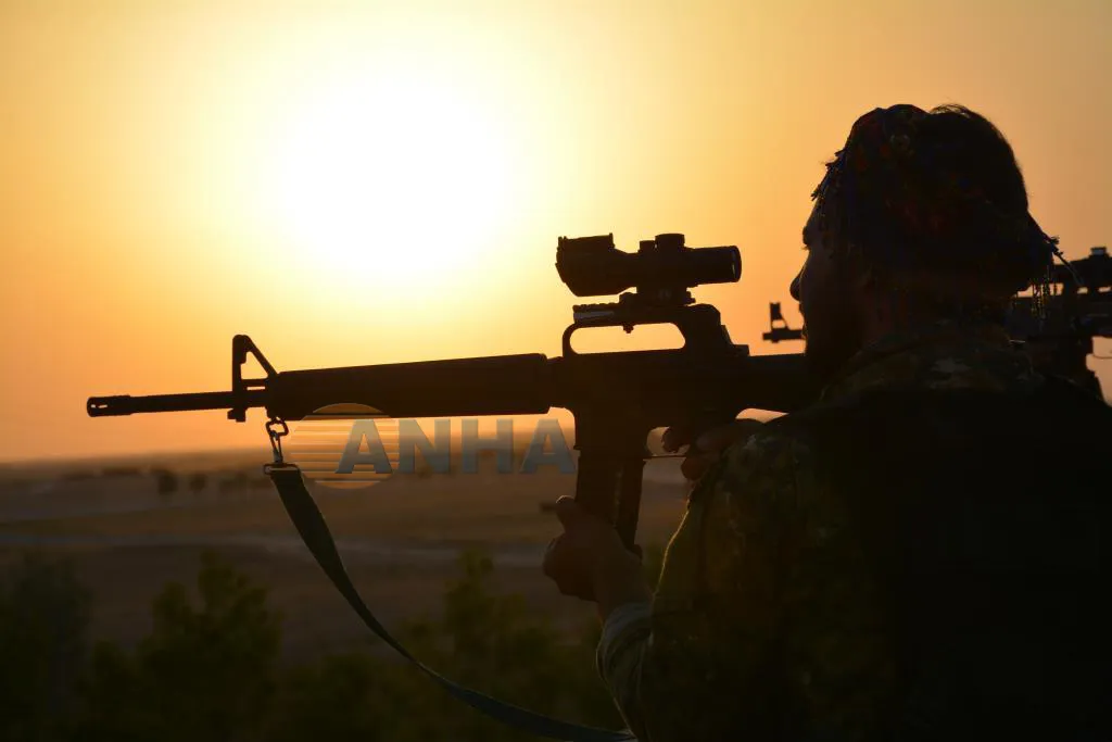 Li gundên Til Zeheb û Seraciyê şer giran e