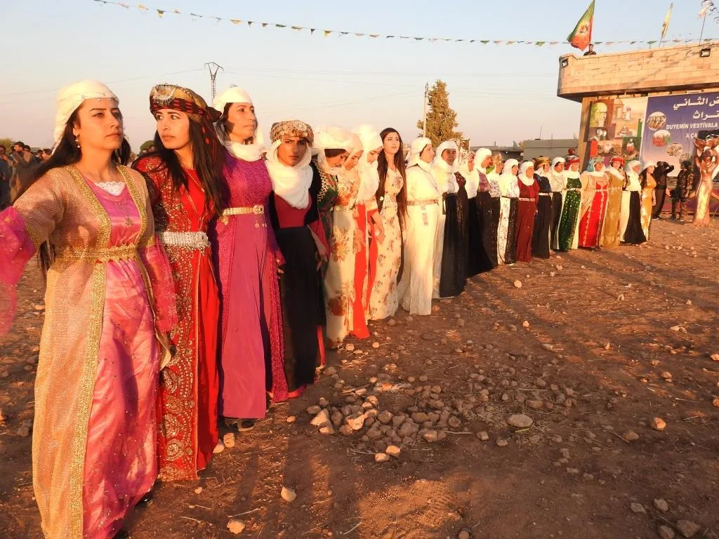 Mîhrecana Girê Spî bi pêşkêşkirina spasnameyan bi dawî bû
