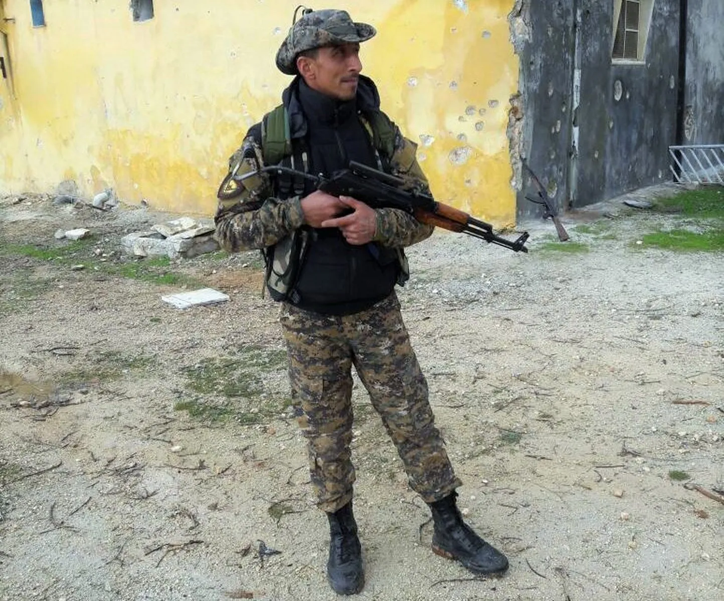 Yek ji lehengên berxwedana Serdemê şehîd Şêrwan e