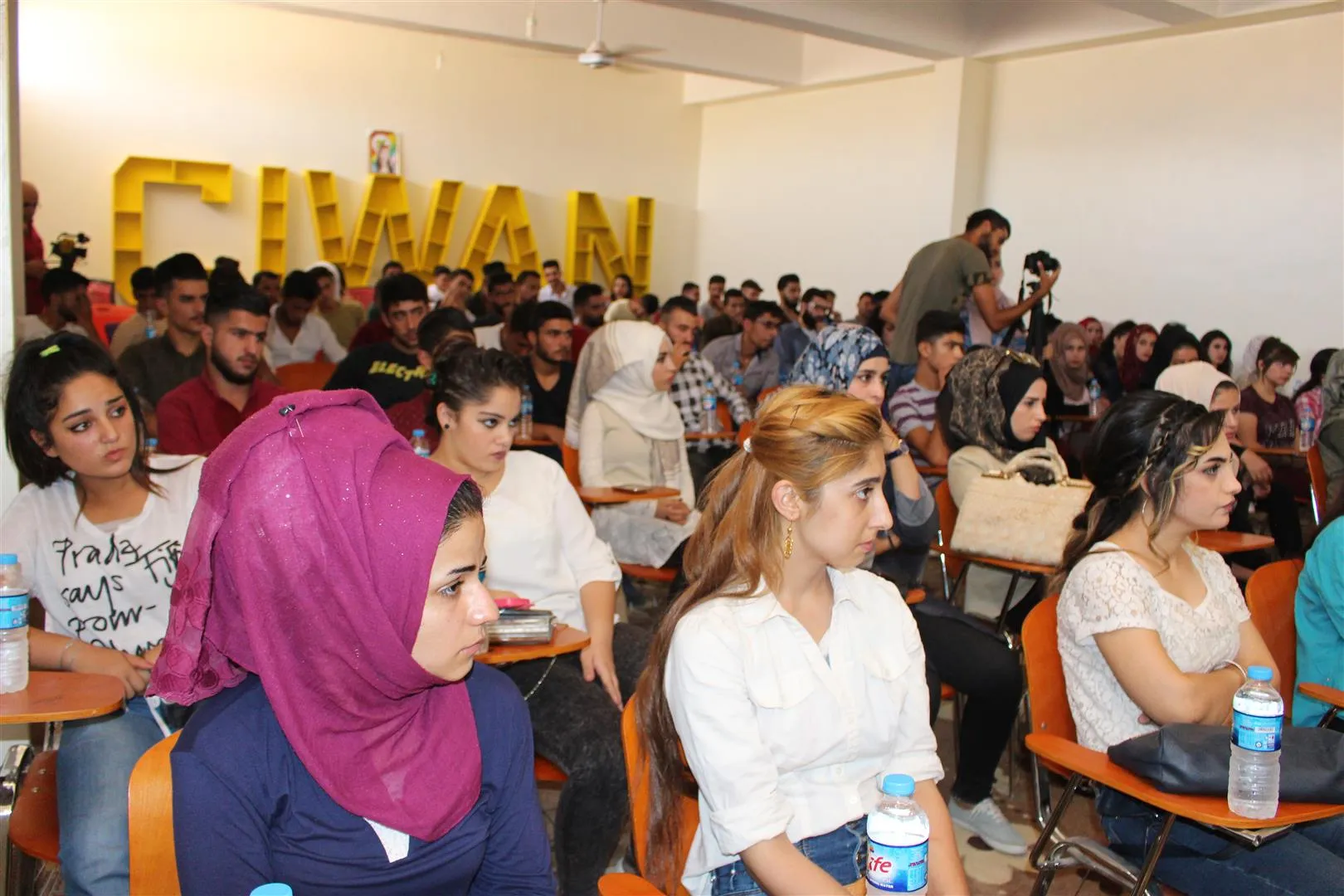 Nûjîn Yûsif: Alozî wê bi destê gelê Sûriyeyê çareser bibe