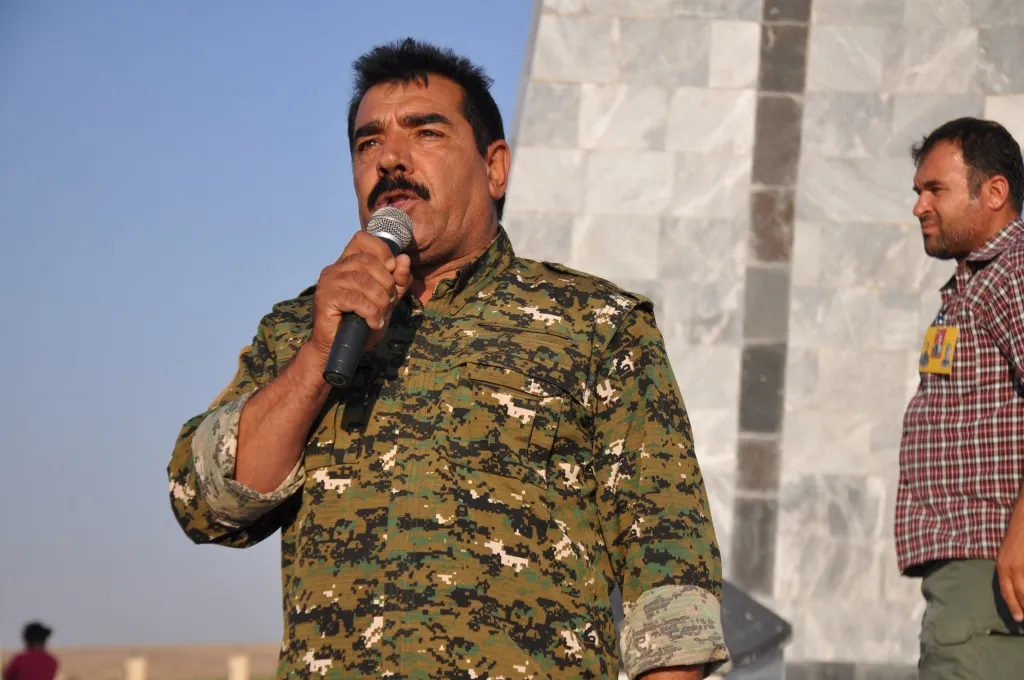 Li Kobanê ji bo 3 şehîdan merasîm