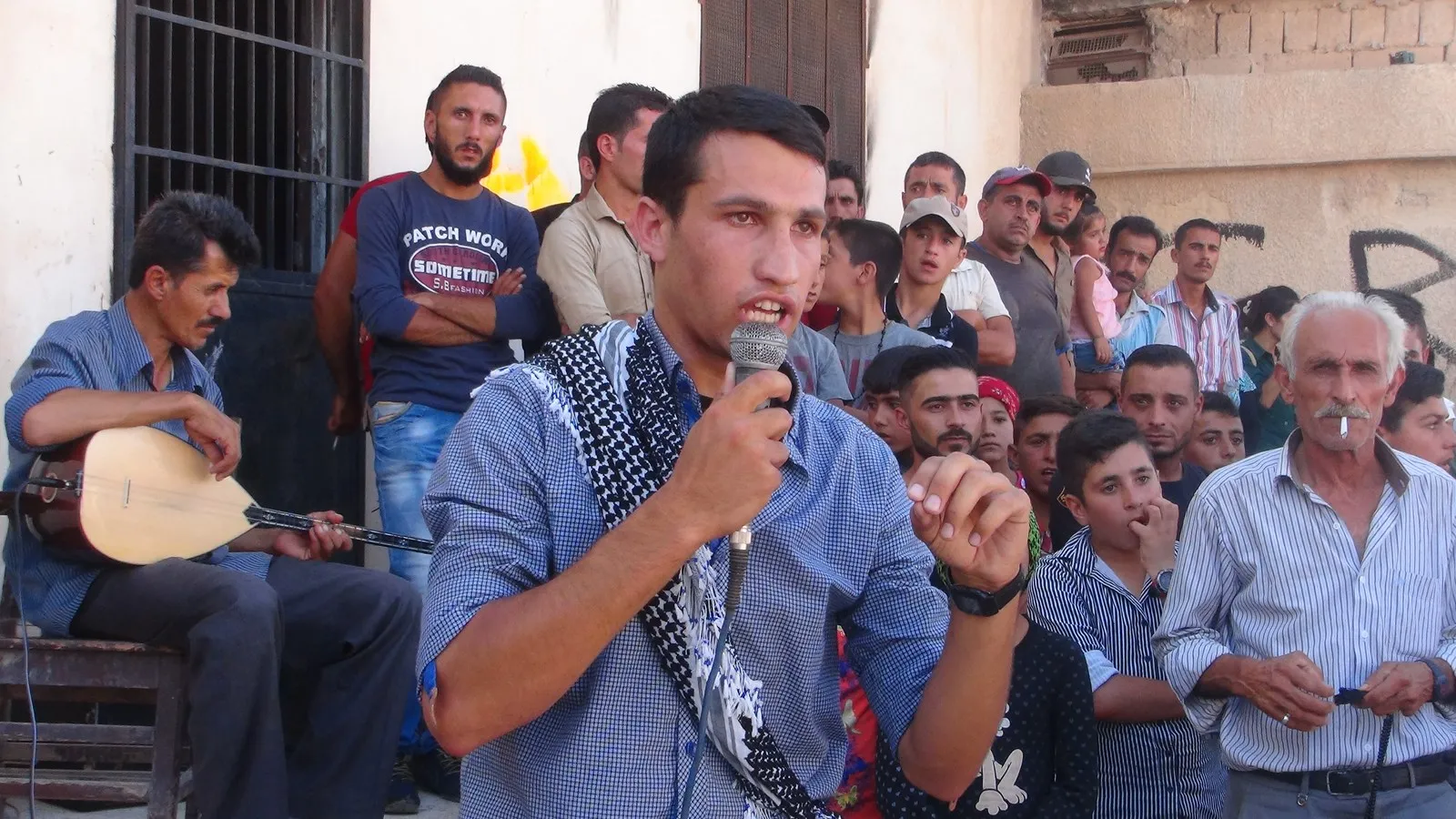 Xwendekarên Efrîn û Şehbayê bidawîbûna sala perwerdeyê pîroz kirin