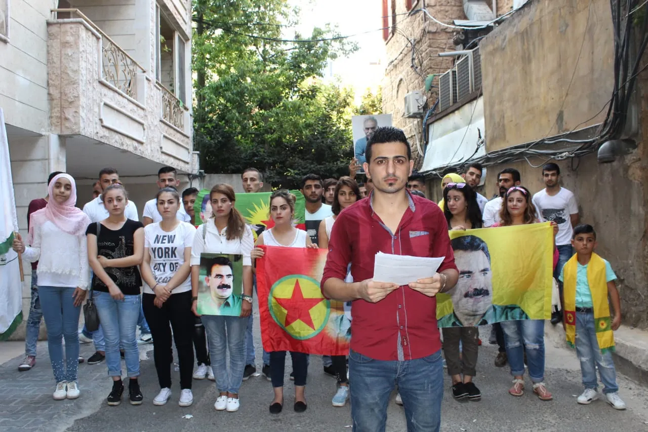 Ciwanên Rojava yên Lubnanê tecrîda li ser Ocalan şermezar kirin