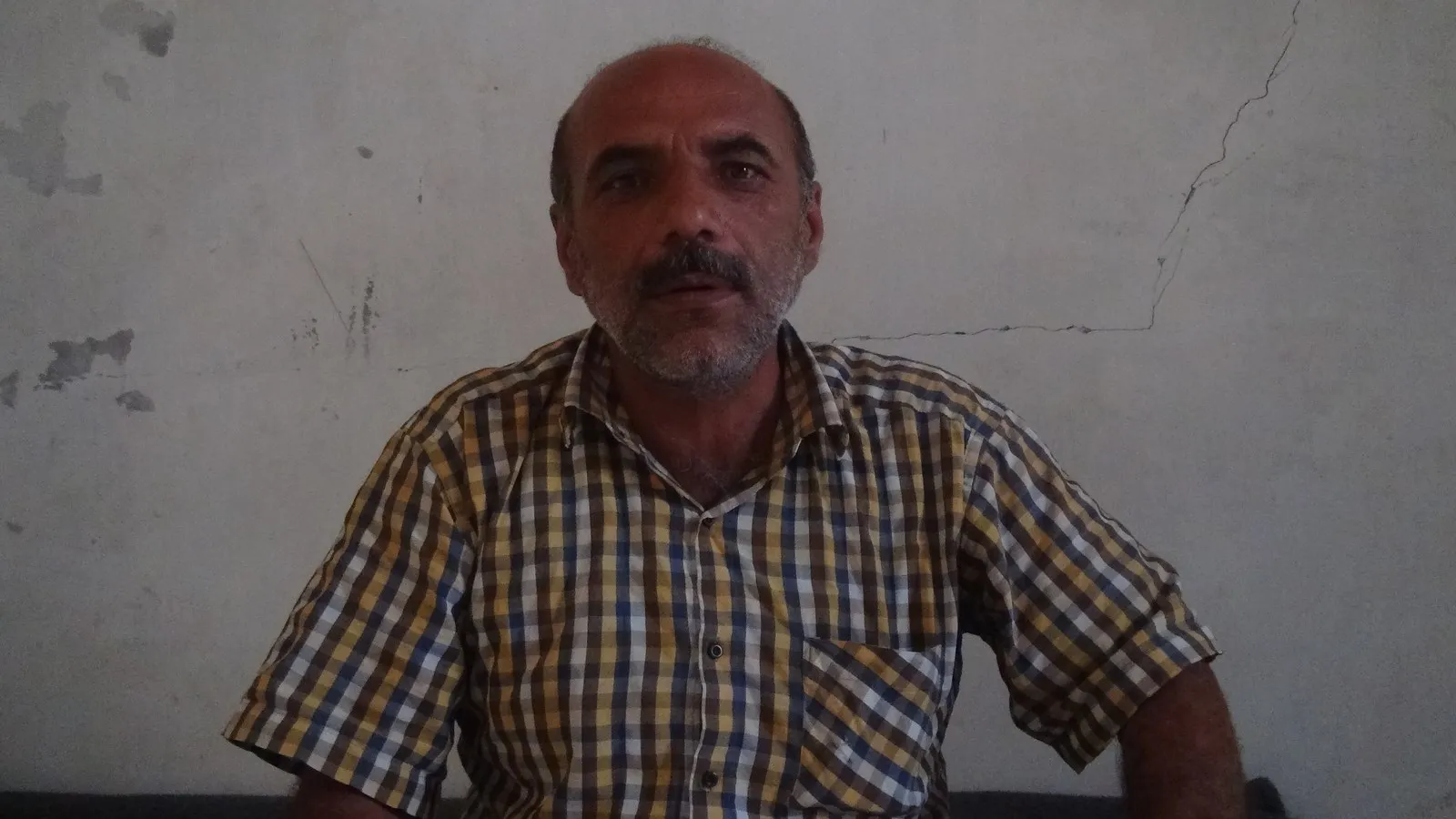 Dagirkerên Efrînê bi darê zorê zarokan tevlî xwe dikin