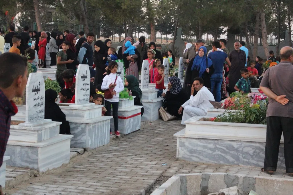Minbiciyan di serdana goristana şehîdan de soza şopandina rêya wan nû kirin