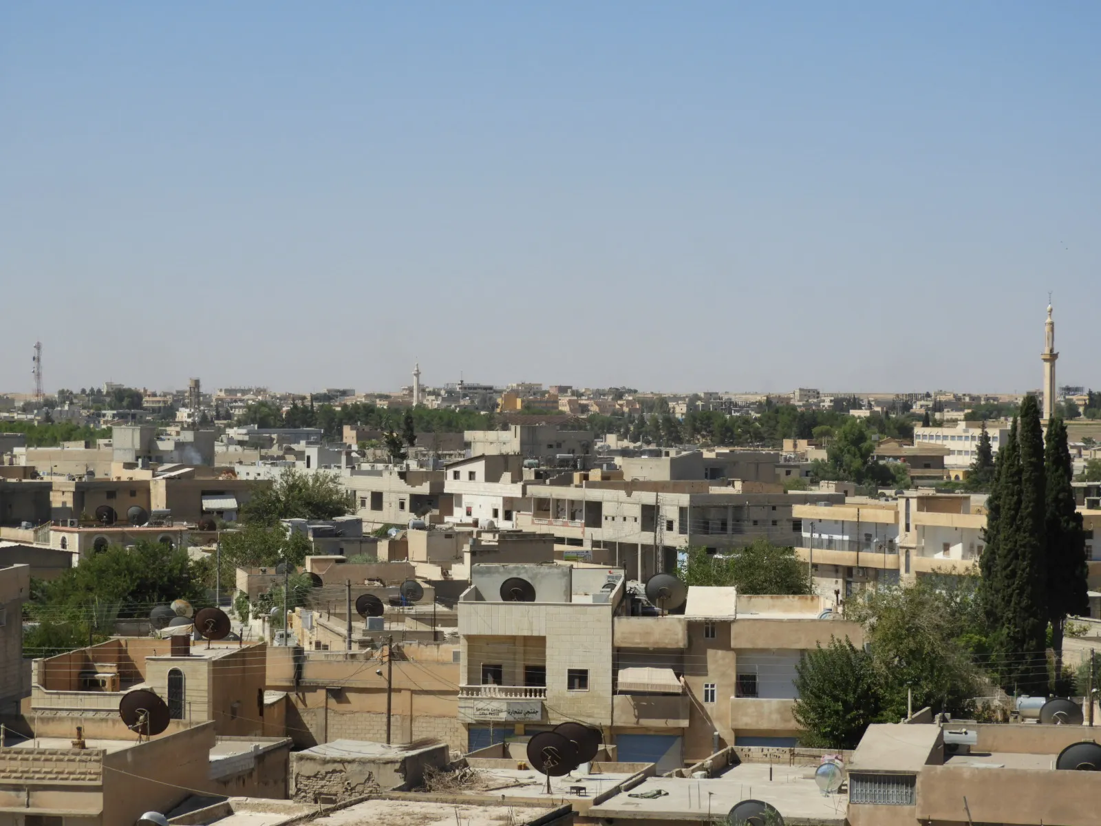 Bermahiyên avakirina avahiyên Girê Spî; sedem û çareserî