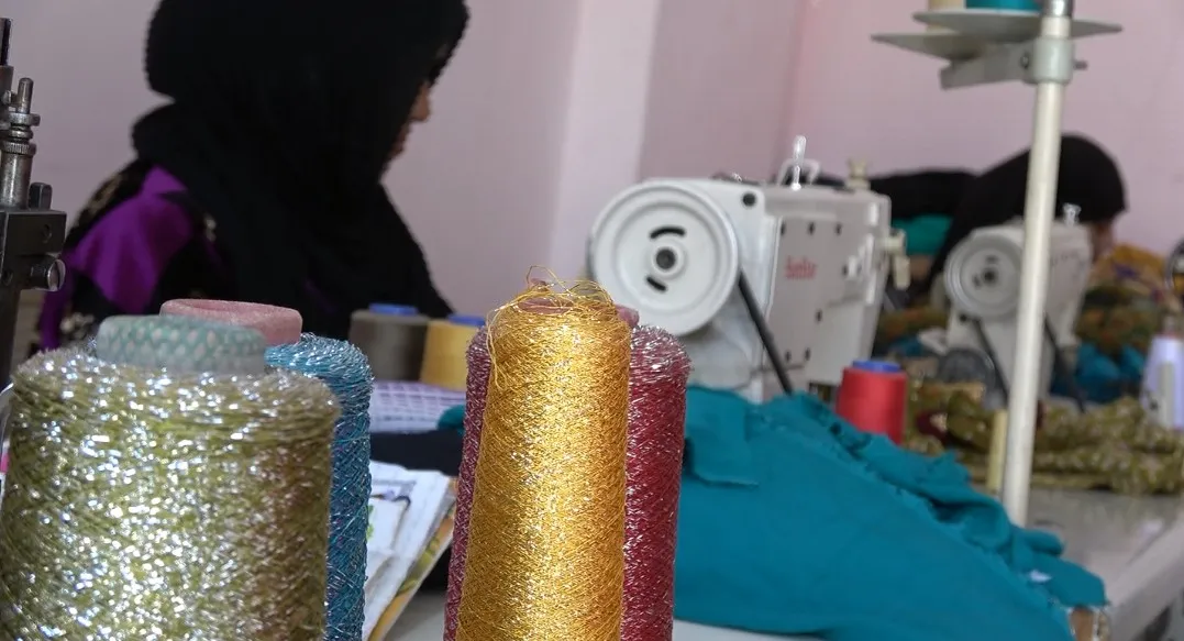 Li Eyn Îsa projeyên taybet ên jinan