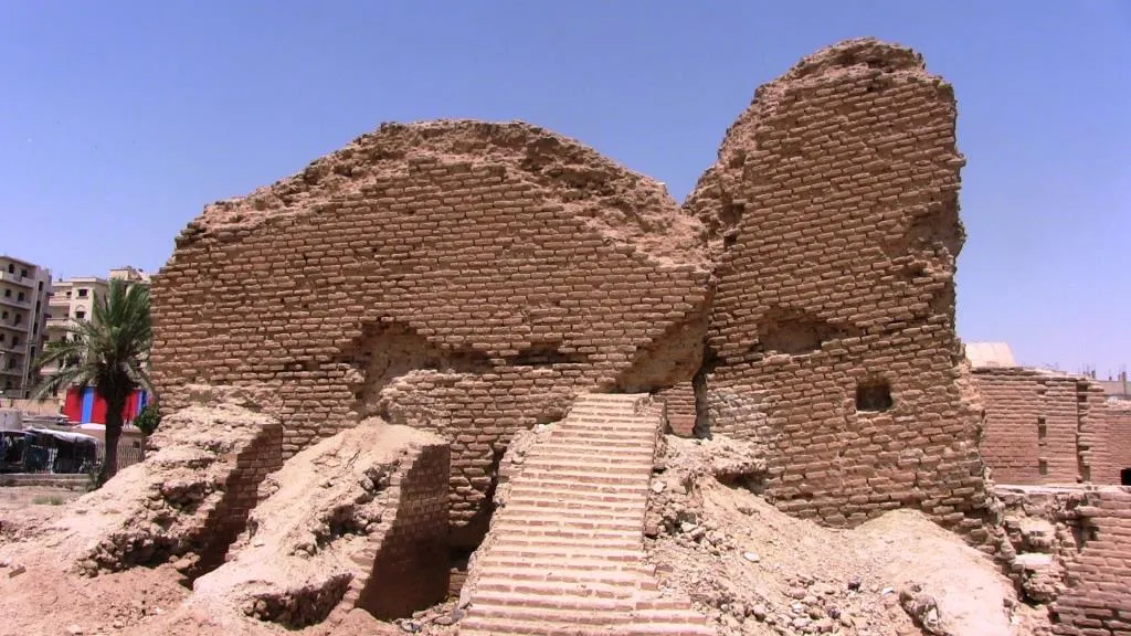 ʺQesra El-Binatʺ a li Reqayê ku xwedî dîrokeke kevnar e wê were sererastkirin