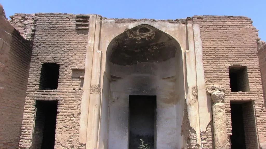 ʺQesra El-Binatʺ a li Reqayê ku xwedî dîrokeke kevnar e wê were sererastkirin