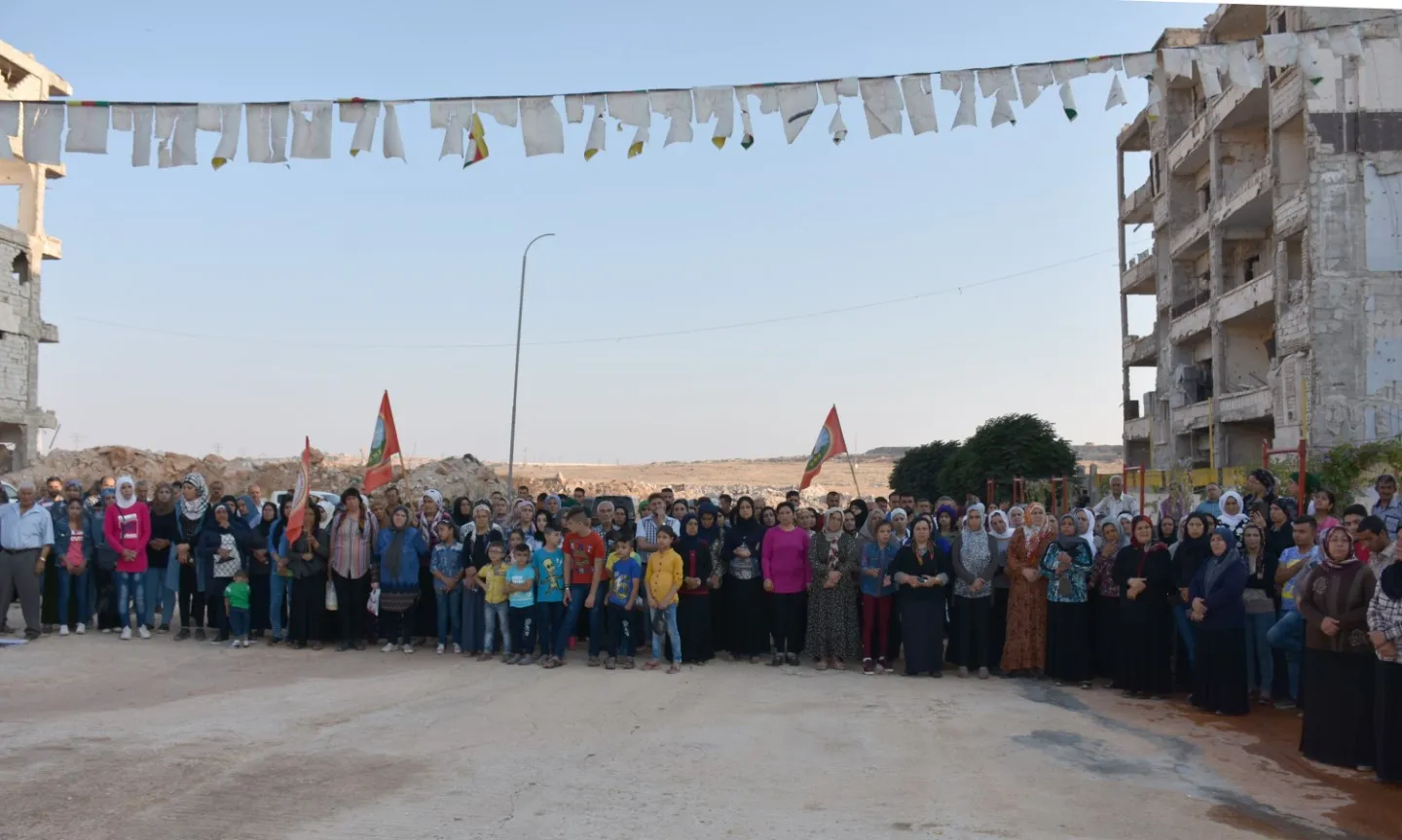 Şêniyên Helebê rûxandina goristanan şermezar kir