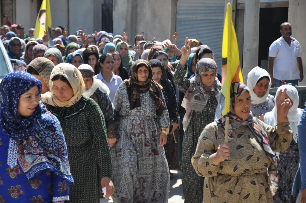 Li Kobanê sersaxiya şehîd Emîr Kobanê