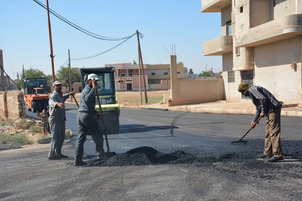 Şaredarî rêyên Şêranê qîr dike