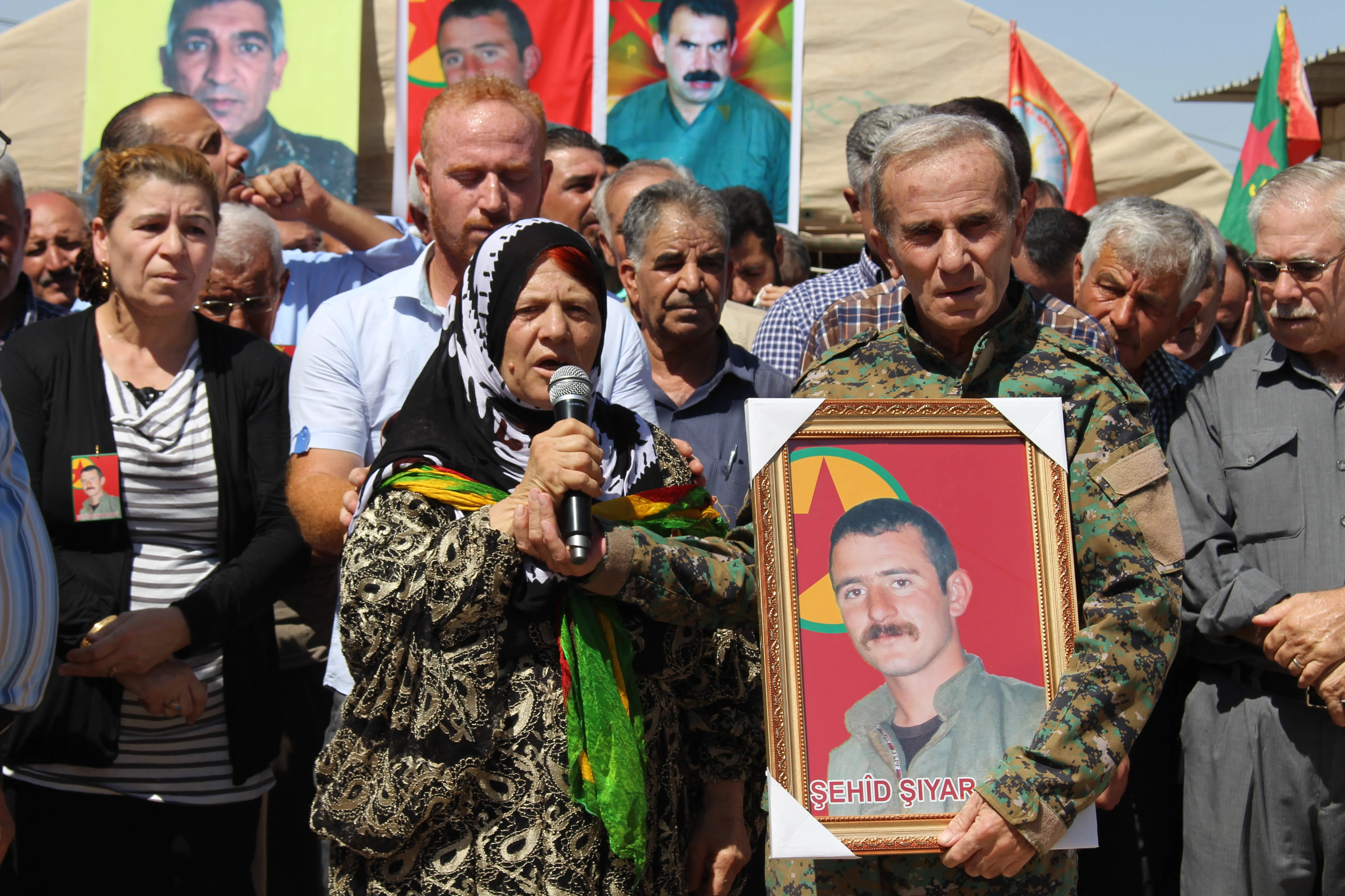 ‘Ji bo doza gelê xwe şehîd bû’