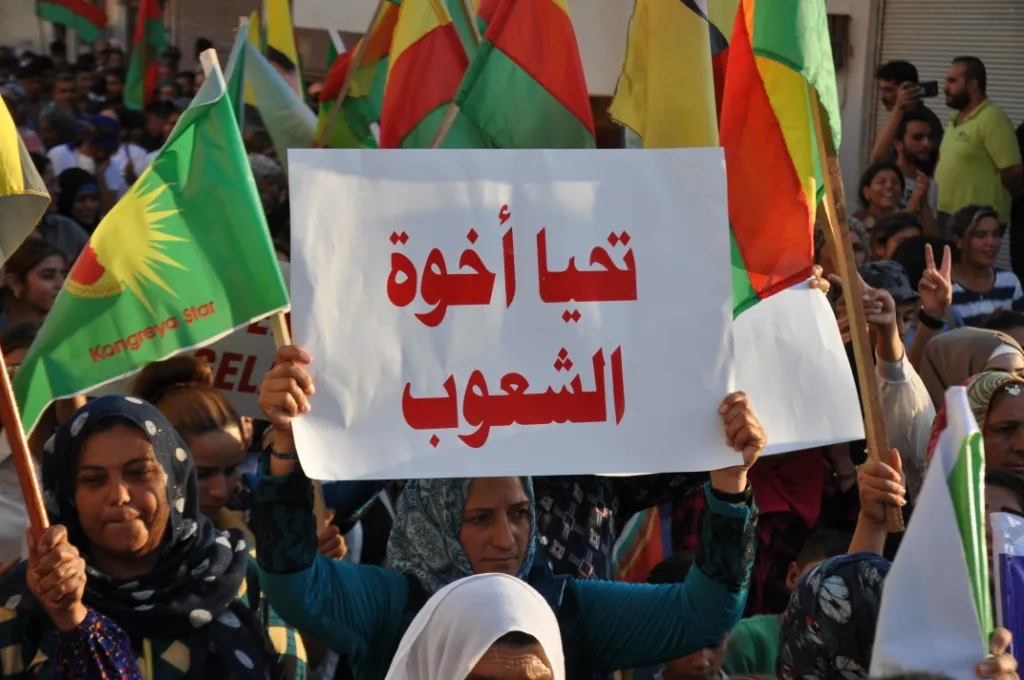 Gelê herêma Firatê banga azadiya Ocalan kirin