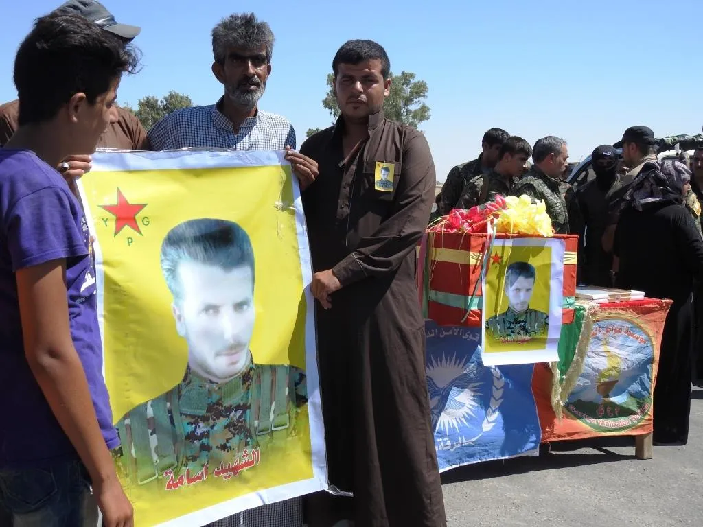 Şervanê YPG‘ê Ûsama El-Şêx bi merasîmekê hate oxirkirin
