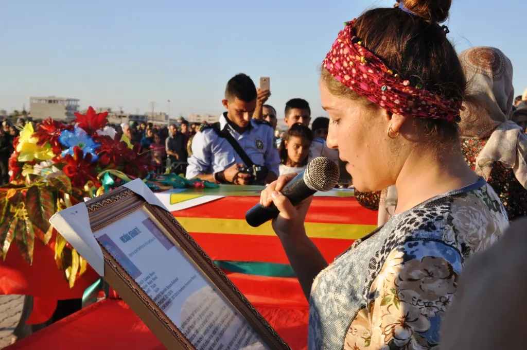 Şervanê YPG‘ê Egîd Kobanê bi merasîmekê hate oxirkirin