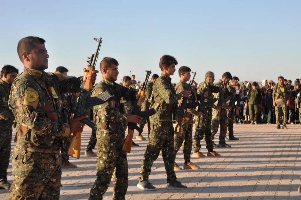 Şervanê YPG‘ê Egîd Kobanê bi merasîmekê hate oxirkirin