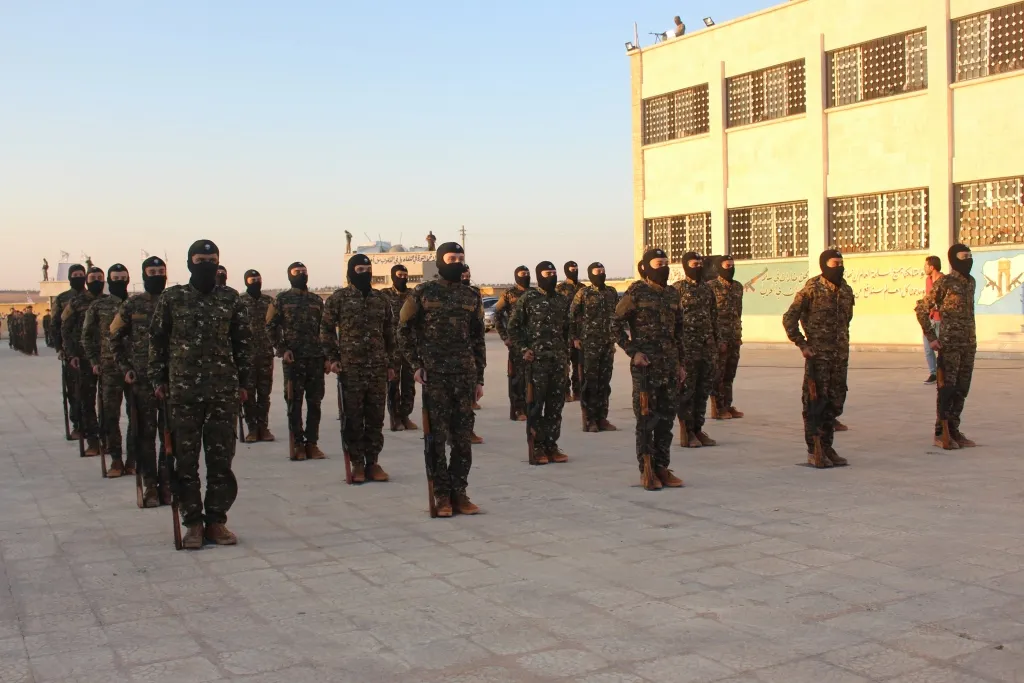 25 şervan tev li Lîwa El-Şemal El-Demoqratî bûn