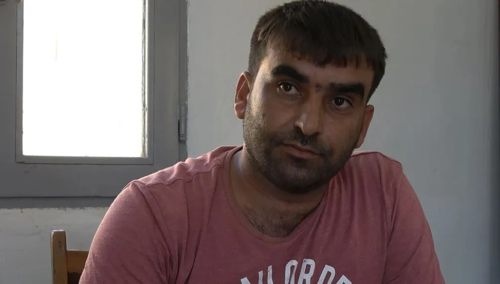 Di nav xemsariya şêniyan de, karkerên paqijiyê bêwestan dixebitin