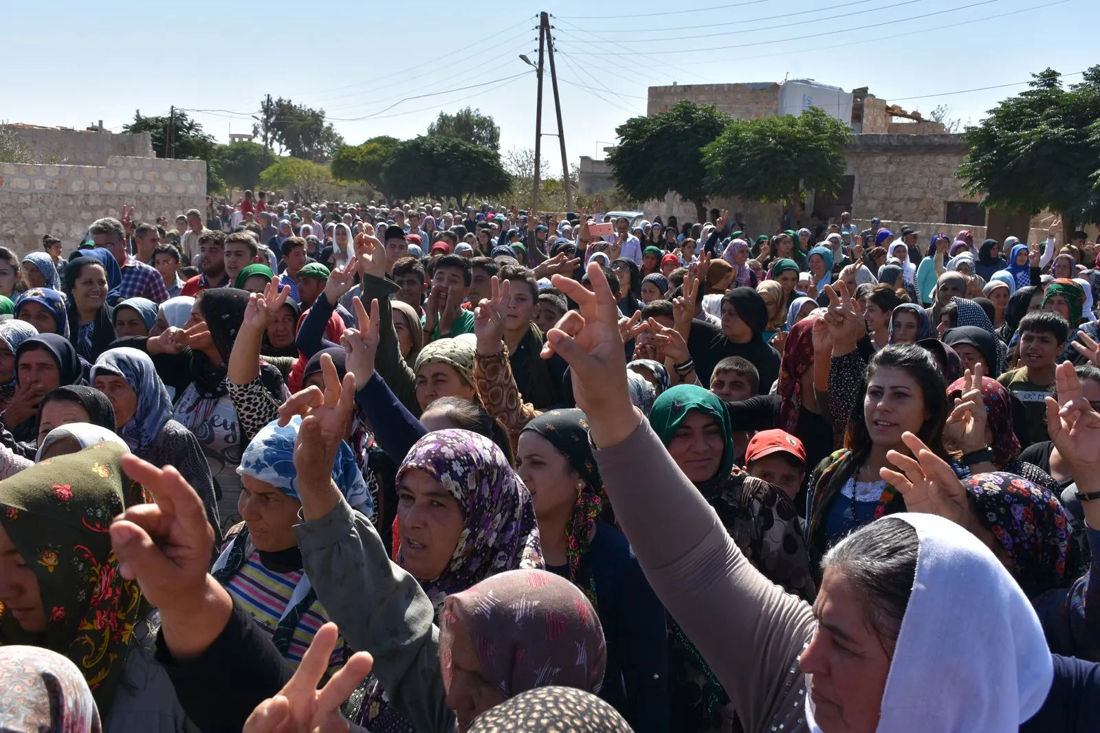 Kongreya Star: Heta Efrîn rizgar dibe em ê çalakiyên xwe bidomînin