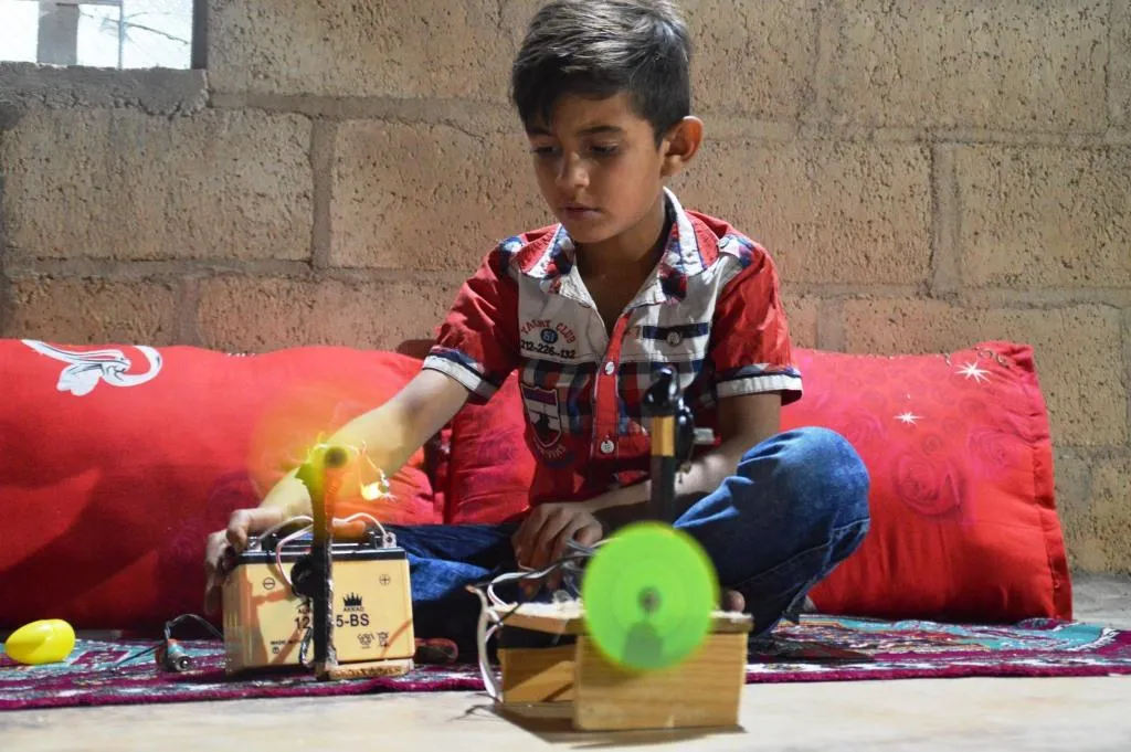 Li Qamişlo zarokê afrîner