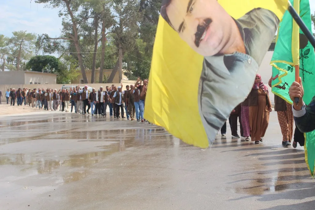 Sersaxî ji malbatên 3 şehîdan re hate xwestin