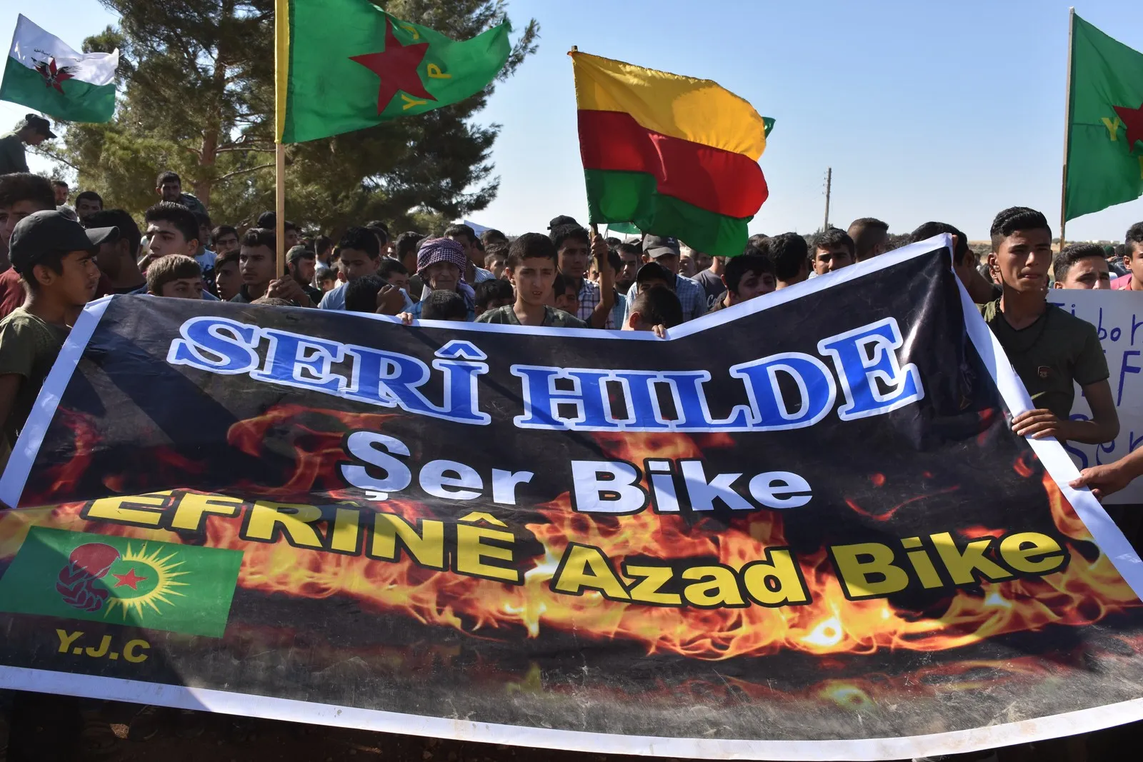 Ciwanên Efrînê xwe bi rêxistin dikin