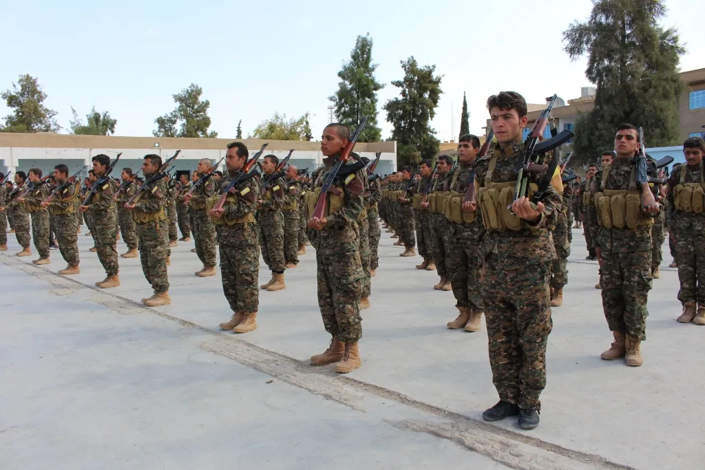226  ciwan tev li Meclisa Leşkerî ya Minbicê bûn