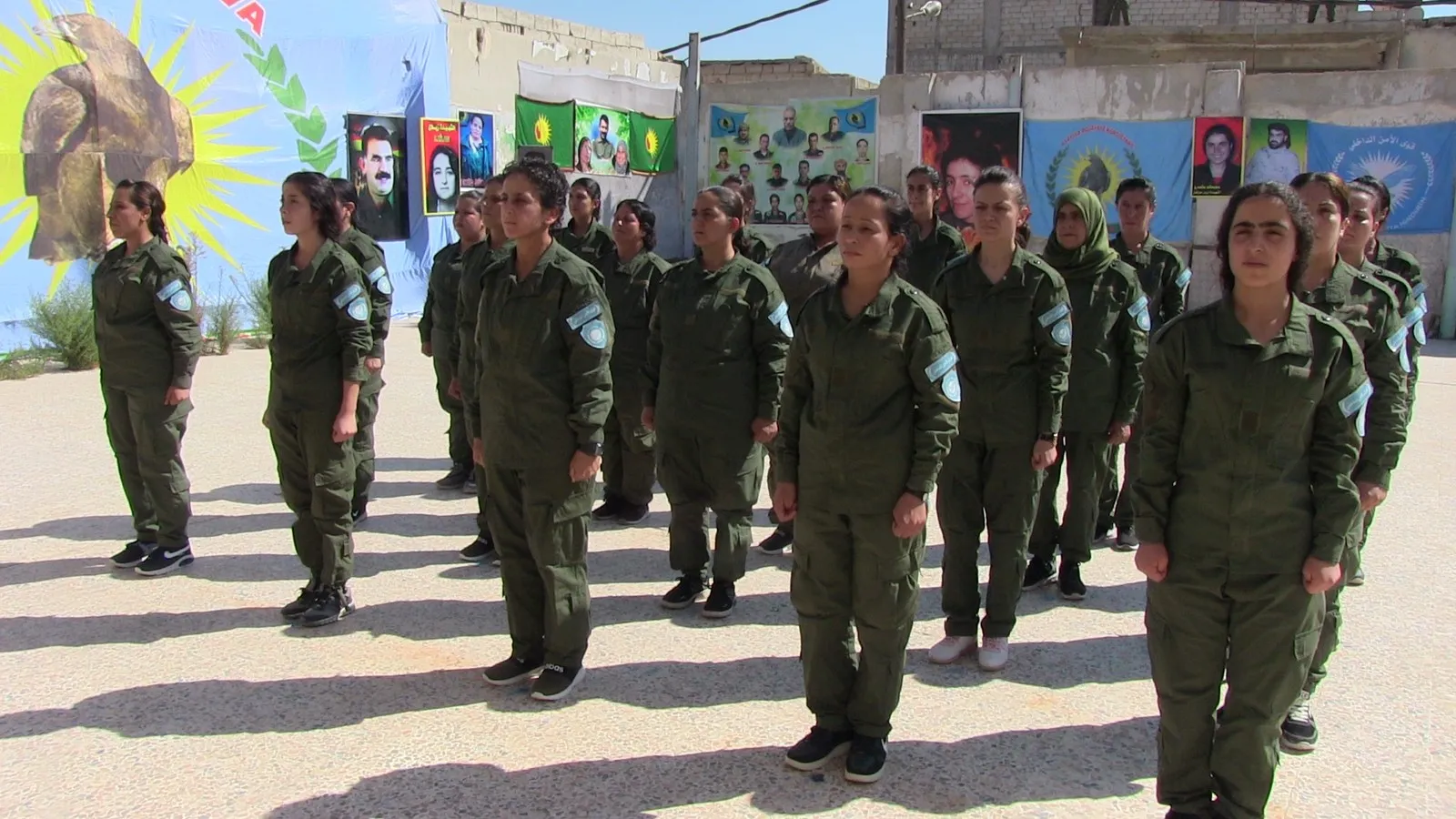 Endamên jin ên Hêzên Ewlekariya Hundirîn perwerdeya xwe bi dawî kir