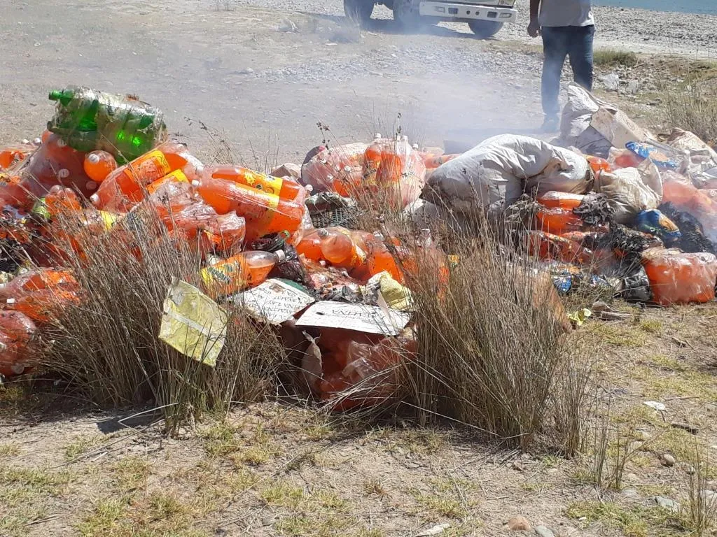 Li sûkên Reqayê madeyên demborî hatin şewitandin