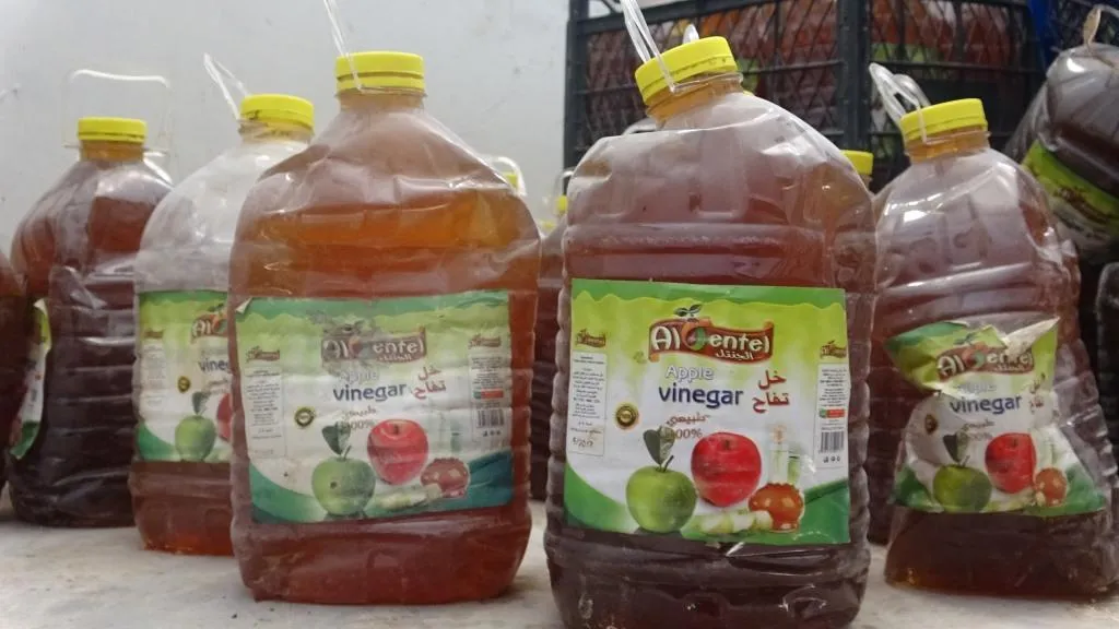 Li sûkên Reqayê madeyên demborî hatin şewitandin