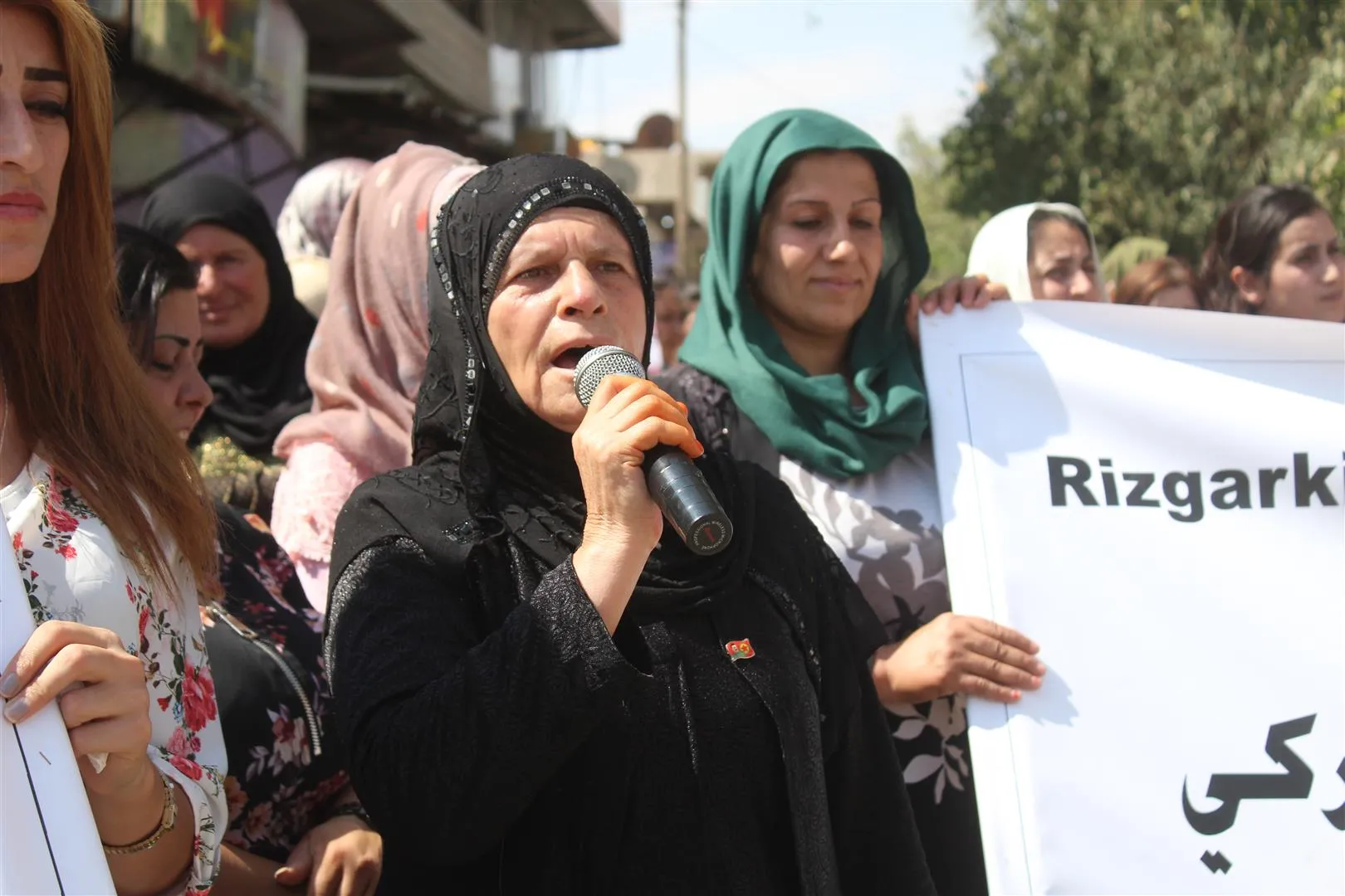 Welatiyên Dêrikê: Na ji guhertina demografîk a Efrînê re