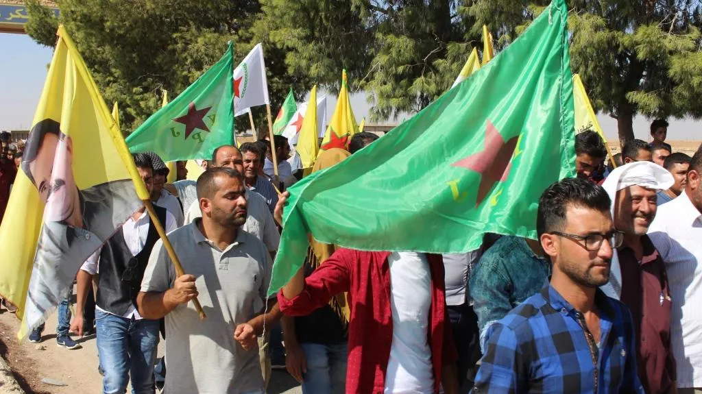 'Heta kengî hûn ê di pêkanîna daxwazên gelan de lawaz bin?'