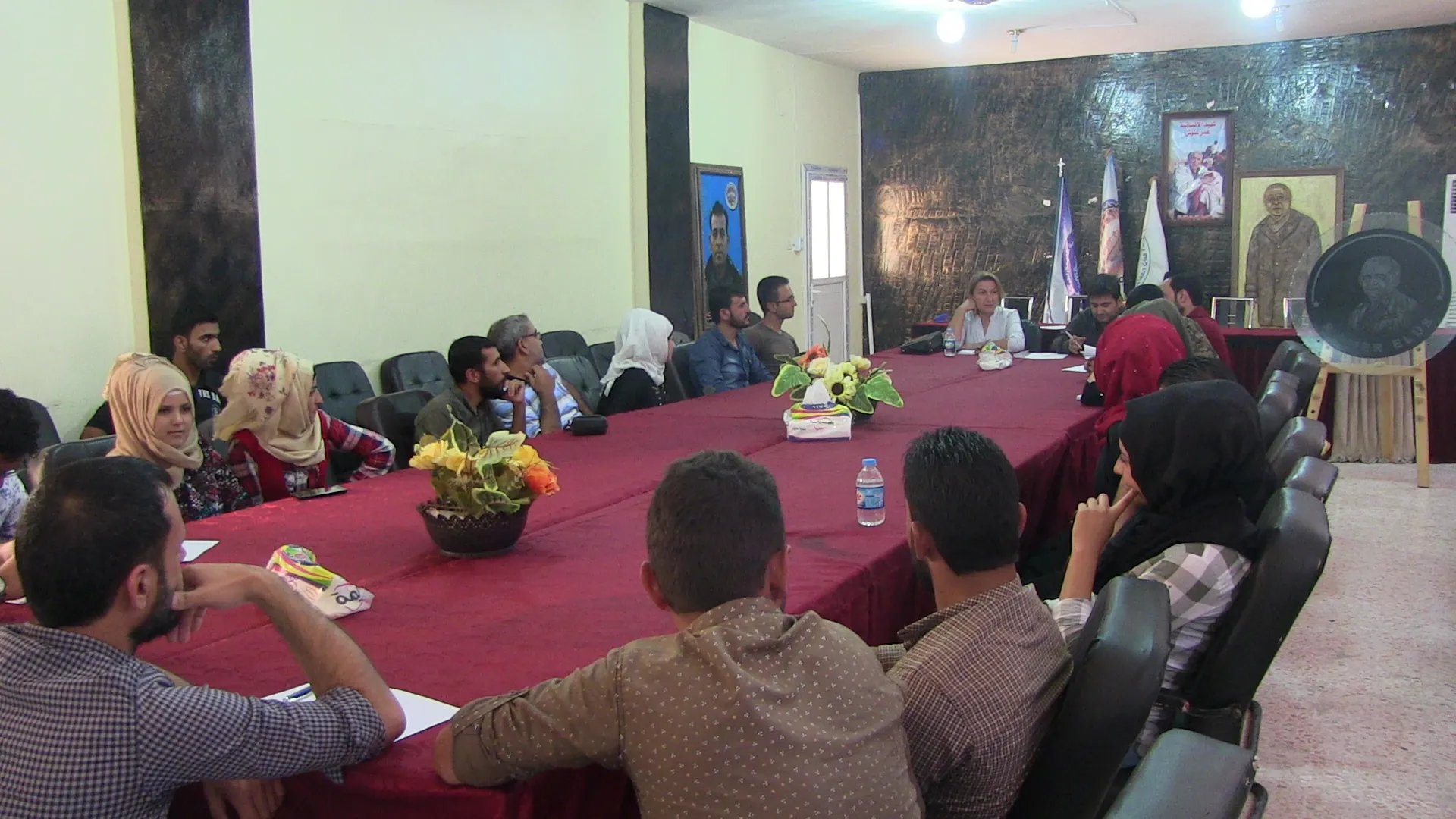 YRA‘yê bi rojnamevanên Reqayê re civiya