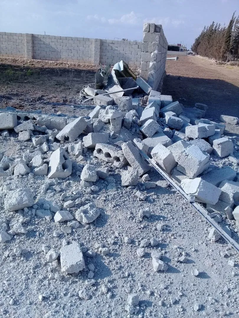 Çeteyên girêdayî dewleta Tirk navçeya Til Rifetê topbaran dike