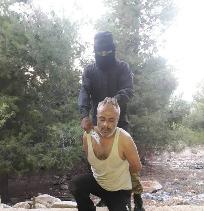 Li ser şopa DAIŞ‘ê.. dagirkeriya Tirkiyê gefa serjêkirinê li welatiyekî dixwe