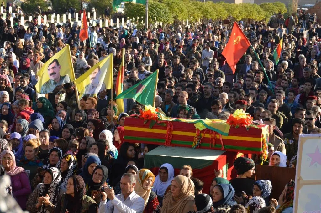 Cenazeyê Bahoz Qamişlo hate veşartin û şehadeta Bilind Çiya hate ragihandin