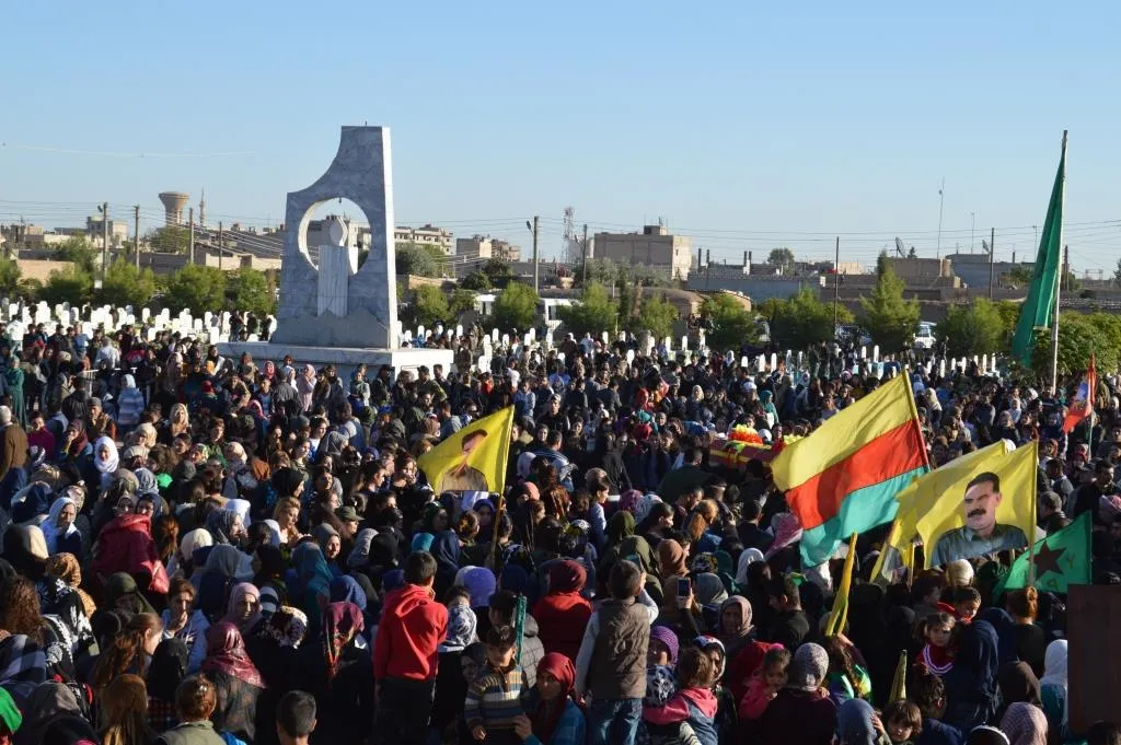 Cenazeyê Bahoz Qamişlo hate veşartin û şehadeta Bilind Çiya hate ragihandin