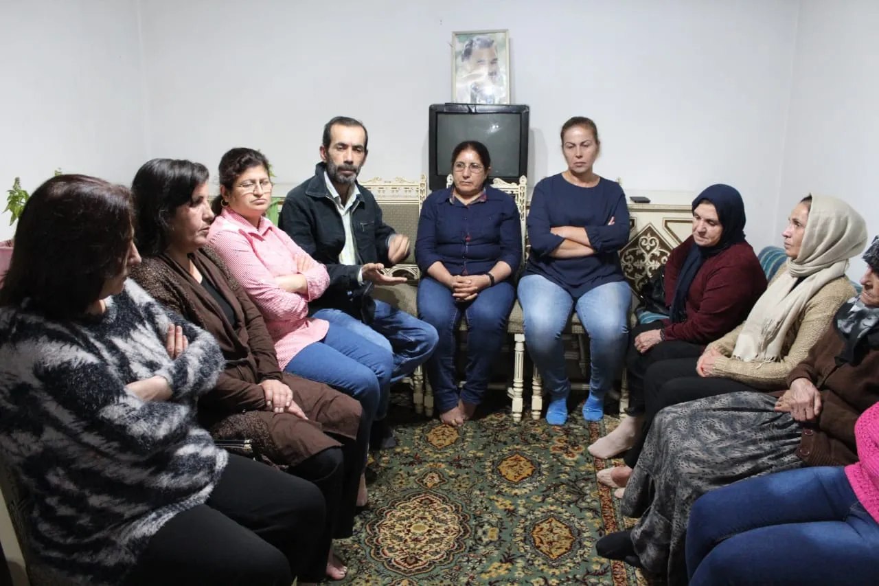 Komploya li dijî Ocalan li Lubnanê hate şermezarkirin