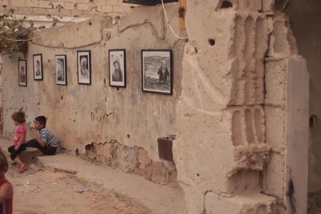 Li Kobanê pêşangeha wênesazan