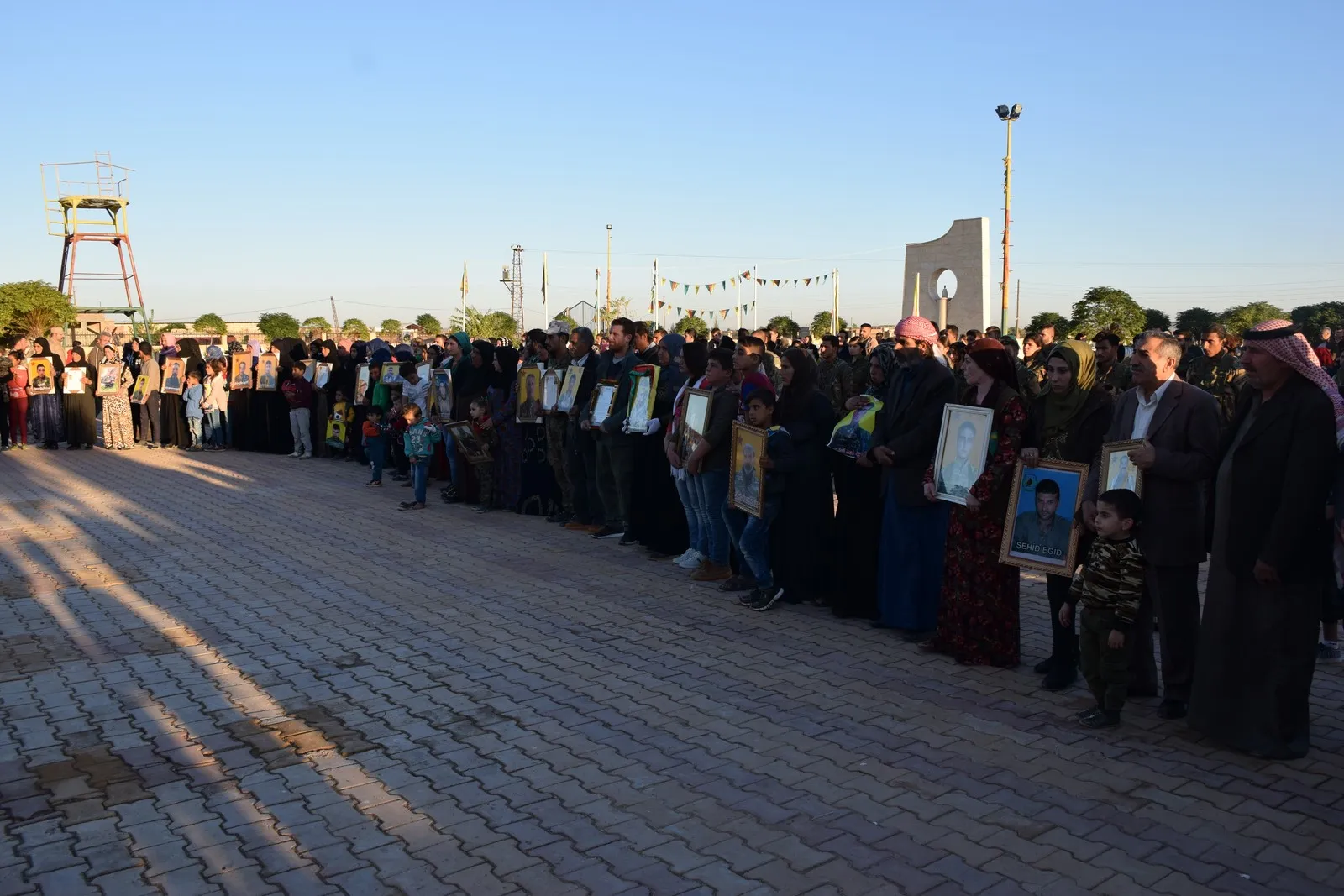 Gelê Hesekê şehîdên meha Cotmehê bi bîranîn