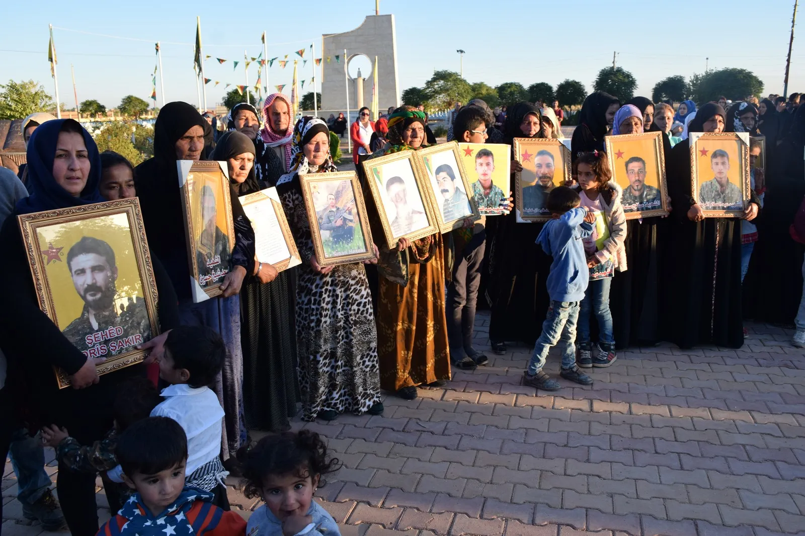 Gelê Hesekê şehîdên meha Cotmehê bi bîranîn